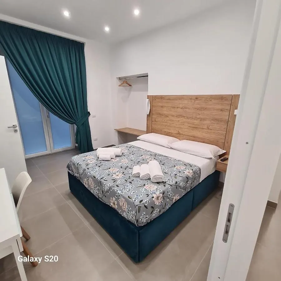 Residenza Nascari Al Plebiscito Hotel Naples Guest house